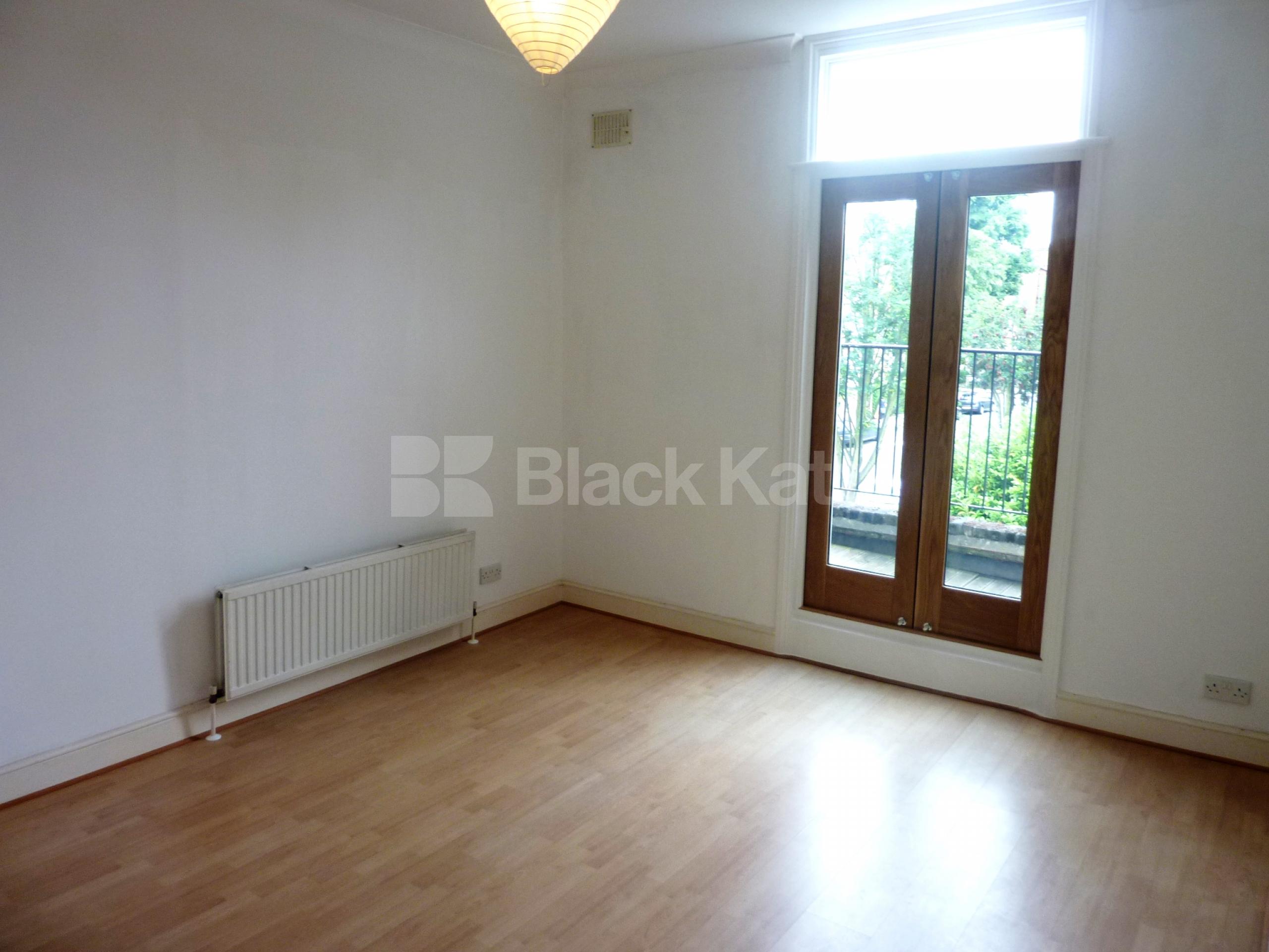			ONE BEDROOM FLAT WITH A TERRACE, 1 Bedroom, 1 bath, 1 reception Flat			 Tufnell Park Road, TUFNELL PARK N7